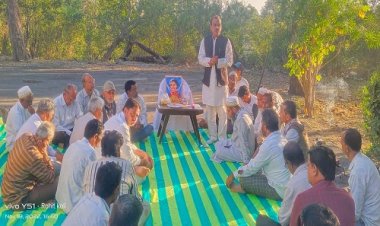 NEWS: ब्लॉक कांग्रेस रतनगढ़ ने मनाई पूर्व प्रधानमंत्री इंदिरा गांधी की जन्म जयंती, राजकुमार अहीर कार्यक्रम में हुए शामिल, पढ़े खबर