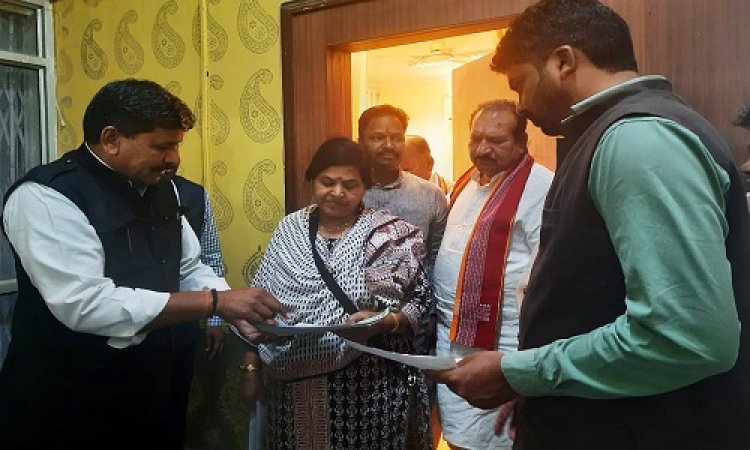 NEWS: विधायक परिहार के साथ बीजेपी नेता ने की प्रभारी मंत्री से मुलाकात, जीरन बायपास को लेकर की चर्चा, सौंपा पत्र, पढ़े खबर