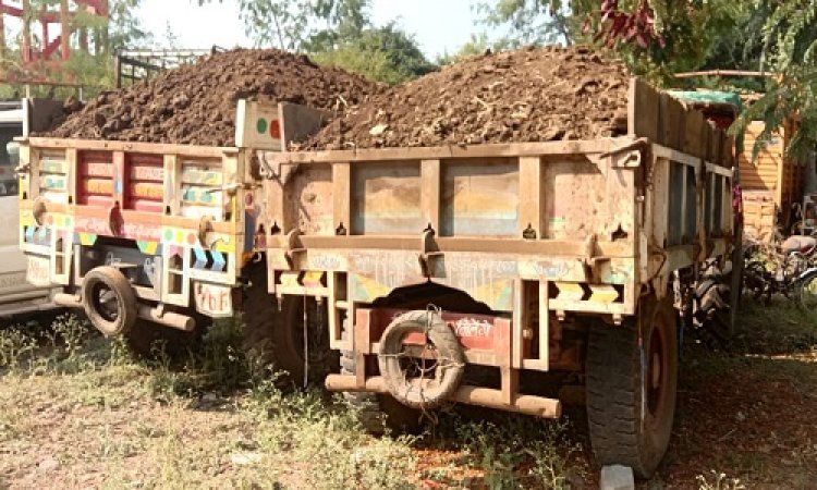 NEWS: चैनपुरा-चीताखेड़ा मार्ग पर खनिज विभाग की बड़ी कार्यवाही, अवैध परिवहन करते ट्रैक्टर जप्त, जांच शुरू, पढ़े आजाद मंसूरी की खबर