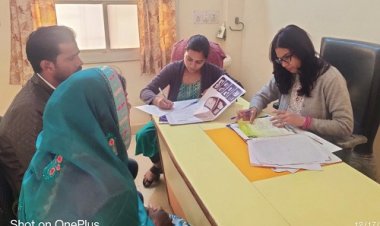 NEWS: नीलकंठ हॉस्पिटल उदयपुर द्वारा नीमच में जागरूकता कैंप का आयोजन, डॉक्टरों ने दिया उचित परामर्श, तो मरीजों ने लिया लाभ, पढ़े खबर