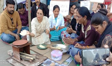 BIG NEWS: अनिश्चितकालीन आंदोलन का छठा दिन, संविदा स्वास्थ्य कर्मियों ने बजाई ताली-थाली, चूल्हे पर बनाई रोटी, याद दिलाया कोरोना काल वाला समय, पढ़े खबर