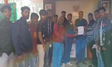 NEWS: ग्राम चीताखेड़ा में लो-वोल्टेज की समस्या, युवकों ने की विधायक परिहार से मुलाकात, सौंपा ज्ञापन, मिला ये आश्वासन, पढ़े आजाद मंसूरी की खबर