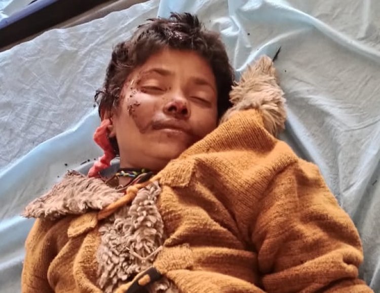 NEWS: दुर्घटना के बाद जिला अस्पताल में उपचार, अब महिला की मौत, पुलिस जुटी जांच में, अगर आपको भी हो जानकारी, तो करें इन नंबरों पर संपर्क, पढ़े खबर