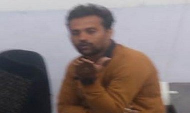 BIG NEWS: शिक्षक करता छेड़छाड़, विरोध पर फेल करने की देता धमकी, छात्राओं ने की पिटाई, मामला पहुंचा नयांगाव चौकी, FIR दर्ज...! क्या है पूरा घटनाक्रम, पढ़े ये खबर