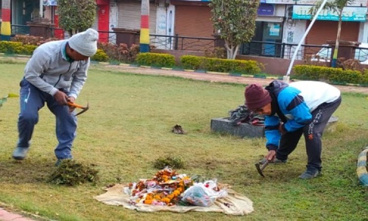 NEWS: सुभाष वाटिका में की निंदाई गुड़ाई, पर्यावरण संरक्षण के लिए किया श्रमदान, आप की तिरंगा शाखा संपन्न, पढ़े खबर