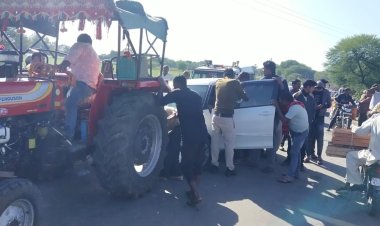 NEWS: दो कारों में भिड़ंत, और नारायणगढ़ पुलिस मौके पर, एक वाहन में मिला मादक पदार्थ, अब फरार तस्कर की तलाश शुरू, पढ़े खबर
