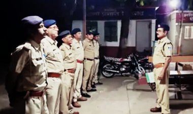 NEWS : मंदसौर पुलिस की कॉम्बिंग गश्त, स्थायी फरार वारंटियों इनामी बदमाशों की धरपकड़ शुरू, 400 अधिकारी.पुलिसकर्मी उतरे मैदान में, पढ़े खबर,