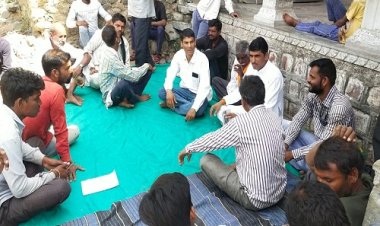 BIG NEWS: कुछ का बिल बकाया, और पूरे गांव में बिजली बंद, विद्युत वितरण कंपनी की मनमानी चरम पर, कांग्रेस नेता जोकचन्द्र ने दी आंदोलन की चेतावनी, मामला- मल्हारगढ़ विधानसभा क्षेत्र का, पढ़े खबर