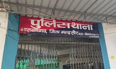 BIG NEWS: काले सोने के साथ खड़ा युवक, पुलिस तक पहुंची सुचना, तो बालाजी मंदिर के पास घेराबंदी, मौके से सुरेश गिरफ्तार, पूछताछ में उगला राज...! पढ़े खबर