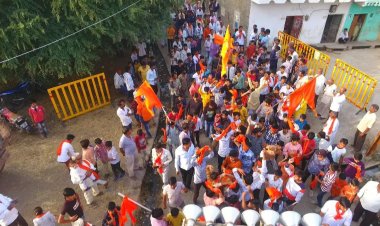 NEWS: हुनमान जन्मोत्सव, ग्राम कंजार्डा, पड़दा व महागढ़ में निकला भव्य चल समारोह, डीजे की थाप पर झूमे भक्त, पढ़े खबर