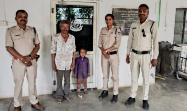 NEWS : दलौदा पुलिस का सराहनीय कार्य, चंद मिनटों में बच्चे को उसके पिता से मिलवाया, पढ़े खबर