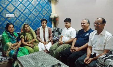 BIG NEWS: भोपाल में तृतीय राष्ट्रीय युवा संसद का आयोजन, ग्राम खेड़ा की बेटी ने किया मध्य प्रदेश का प्रनिधित्व, प्रथम स्थान पर मारी बाजी, अब अल्प प्रवास पर पहुंची नीमच, पढ़े मनीष जोलान्या की ये खास खबर