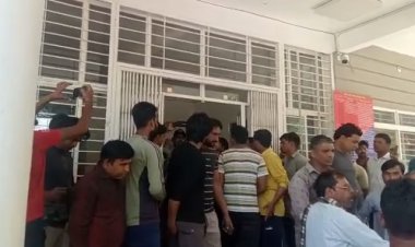 BIG NEWS: नीमच की सब्जी मंडी बनी जंग का मैदान, दो पक्षों में चले जमकर लात-घुसे, फिर इन्होंने किया कैंट थाने का घेराव, क्या है विवाद का कारण...! पढ़े ये खबर