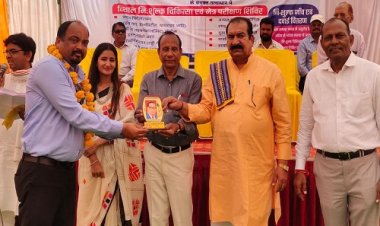 NEWS: अम्बेडकर सेवा केंद्र द्वारा आयोजित शिविर संपन्न, 700 से ज्यादा लोगों ने लिया लाभ, ज्ञानोदय हास्पिटल के डॉक्टरों और गोमाबाई की टीम ने दी सेवाएं, पढ़े खबर