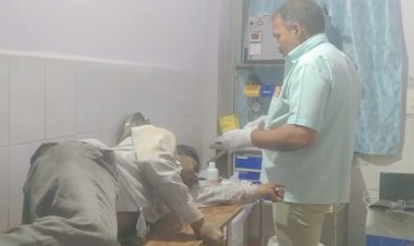 BIG NEWS : बाइक सवार को अज्ञात वाहन ने मारी टक्कर, मार्ग से गुजर रहे NCC के छात्र ने दिखाई गंभीरता, तुरंत लेकर पहुंचा अस्पताल, उपचार जारी, पढ़े खबर