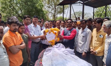 NEWS: सड़क हादसे में भारतीय सेना के रिटायर्ड जवान की मौत, कार के आगे नीलगाय आने से हुआ हादसा, पढ़े खबर