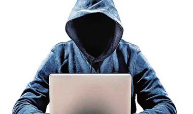 NEWS: गूगल पर सर्च किया डॉक्टर का नंबर, अपॉइंटमेंट फिक्स करने के नाम पर हुई ठगी, अकाउंट से निकाल लिए दो लाख रुपए, क्या है मामला पढ़े खबर