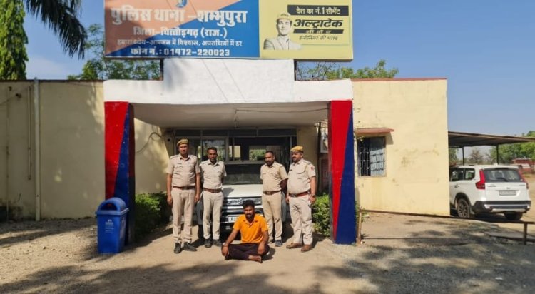 NEWS : शम्भूपुरा पुलिस की कार्यवाही, नाकाबंदी तोड़कर भाग रही ब्रेजा कार से 25 किलो 800 ग्राम अवैध डोडा चुरा जप्त, एक तस्कर गिरफ्तार, पढ़े खबर