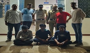 BIG NEWS: नितेश, रामचंद्र और अरविंद की जोड़ी, रोड़ पर बैखोफ होकर ये अवैध काम, दबिश दी, तो पुलिस भी रह गई दंग, फिर तलाशी में बड़ा राज उजागर...! कुकड़ेश्वर थाना क्षेत्र में बड़ी कार्यवाही, पढ़े ये खबर