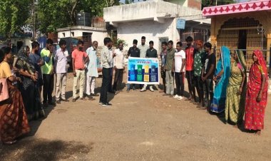 BIG NEWS: नीमच का वार्ड- 38, अचानक रहवासी हुए इकट्ठे, फिर हुआ कुछ ऐसा, की देखने वाले भी बोले वाह...! आपके यहां भी ये टीम दे सकती है दस्तक, पढ़े ये खबर