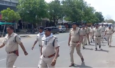 BIG NEWS: नारायणगढ़ में हुए बवाल पर पुलिस का साया, आज निकाला फ्लैग मार्च, सोशल मीडिया को लेकर लोगों से की अपील, ये सख्त निदेश भी दिए, पढ़े खबर