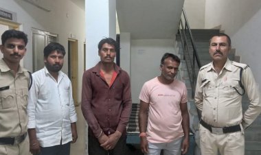 BIG BREAKING :-जीरन का हाथी मंदिर और पास में घाट, बन रहे थे शराब के प्याले, भ्रमण पर पुलिस, गोविन्द ,ओमप्रकाश सहित महेंद्र सिंह गिरफ्तार, आबकारी एक्ट मे हुआ मामला दर्ज, पढ़े खबर