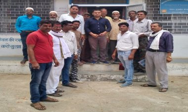 NEWS: रतनगढ़ में कांग्रेस कार्यकर्ताओं ने मनाई पंडित जवाहरलाल नेहरू की पुण्यतिथि, चित्र पर किया माल्यार्पण, बताया योगदान, पढ़े ये खबर