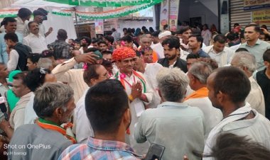 NEWS: नीमच क्षेत्र में चल रहा उमरावसिंह गुर्जर का जादू...! चुनावी साल में करिश्माई नेता के रुप में उभरे, यहां भी बढ़ रहा ग्राफ, पढ़े ये खबर