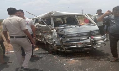 BIG BREAKING: एक और ट्रैक्टर, तो दुसरी और मारुती वैन, जब हुआ आमना-सामना, तो हुई बड़ी दुर्घटना, सुरेंद्र की हो गई ये हालत, भेजा यहां...! हादसा जीरन थाना क्षेत्र का, पढ़े खबर