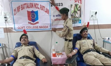 NEWS: शासकीय महाविद्यालय में रक्तदान शिविर संपन्न, नागदा के NCC कैडेट्स ने बढ़-चढ़कर लिया हिस्सा, क्या है थीम...! पढ़े खबर