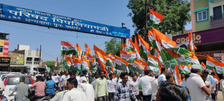 BIG BREAKING: किसान आंदोलन की धरती पर पूर्व सीएम कमलनाथ, कुछ देर में पहुंचेंगे हैलिपेड, पिपलियामंडी में सभा को करेंगे संबोधित, कैसा है माहौल...! पढ़े ये खबर