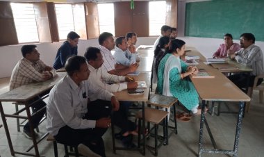 NEWS: पालसोड़ा के शासकीय विद्यालय में एसएमडीसी की बैठक संपन्न, इस एजेंडे पर हुई चर्चा, पढ़े खबर