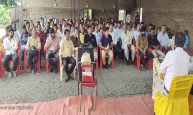 NEWS: नीमच जिले में महा रक्तदान शिविर इस दिन, ग्राम देवरी-खवासा में आवश्यक बैठक संपन्न, 17 पंचायतों के सरपंचों सहित ये अधिकारी हुए शामिल, दिए आवश्यक निर्देश, पढ़े खबर