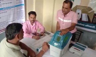 NEWS: मतदाता जागरूकता अभियान, मनासा न्यायालय परिसर में ईवीएम मशीन का किया प्रदर्शन, पढ़े खबर