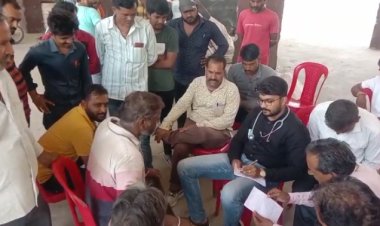 NEWS: मनासा कृषि उपज मंडी में स्वास्थ्य परीक्षण शिविर संपन्न, तुलावटी, व्यापारी व हम्मालो ने कराई जांच, पढ़े खबर