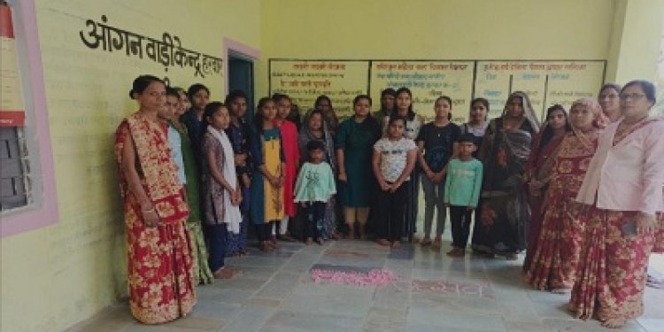NEWS: हरवार आंगनवाड़ी केंद्र में हुई बैठक, लाडली बहना सेना का किया गठन, शासन की योजनाओ सहित दी ये जानकारिया,पढ़े खबर