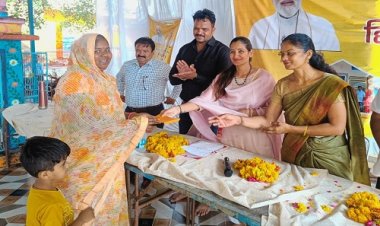 NEWS: नीमच सिटी में प्रधानमंत्री आवास (शहरी) कार्यक्रम संपन्न, नपाध्यक्ष चौपड़ा ने हितग्राहियों को कराया गृह प्रवेश, पढ़े खबर