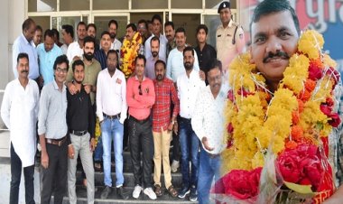 BIG NEWS: भोपाल डीसीपी बने श्री कनेश को पत्रकारों ने दी भावपूर्ण विदाई, कनेश ने कहां- नीमच को कभी नहीं भूल पाऊंगा, कार्यक्रम से जुड़ी तस्वीरें भी आई सामने, पढ़े ये खबर