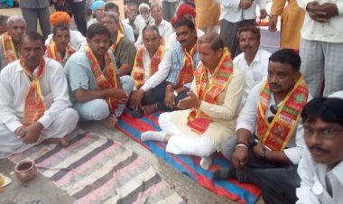 BIG NEWS: इंद्र देवता को प्रसन्न करने का प्रयास, डीकेन क्षेत्र में महायज्ञ संपन्न, पुर्णावर्ती में शामिल हुए मंत्री सखलेचा, पढ़े खबर