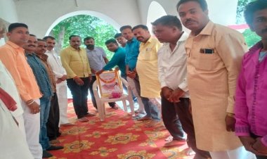 NEWS: रतनगढ़ भाजपा मंडल ने मनाई पुर्व प्रधानमंत्री अटल बिहारी बाजपेई की पुण्यतिथि, चित्र पर किया माल्यार्पण, बताया योगदान, पढ़े खबर