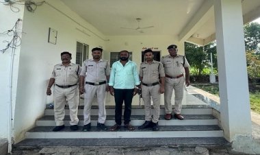 BIG NEWS: लक्जरी कार में मादक पदार्थ की तस्करी, डिलेवरी से पहले कंजार्डा पुलिस ने पकड़ा, डोडाचूरा की बड़ी खैप बरामद, मौके से आरोपी भी गिरफ्तार, पढ़े खबर