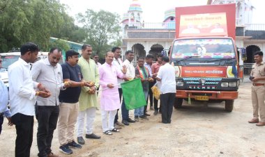 NEWS: कैबिनेट मंत्री ओमप्रकाश सखलेचा पहुंचे प्रसिद्ध तीर्थ सुलाबाउजी, पहले कार्यक्रम को किया संबोधित, फिर विकास रथ को हरी झंडी दिखाकर किया रवाना, पढ़े खबर