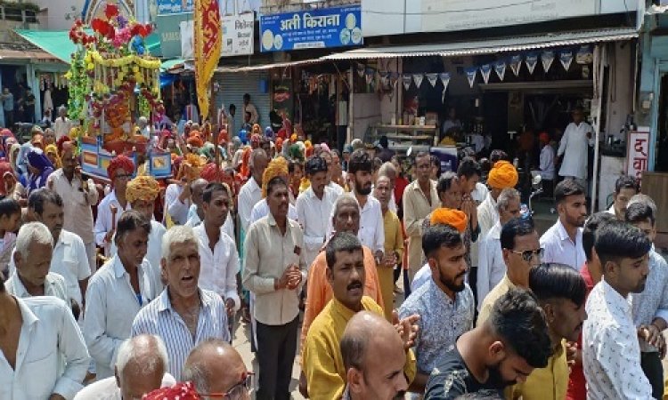 NEWS: जीरन नगर में निकली प्रभात फैरी, 63 वें साल के प्रवेश पर लगे "श्रीराम जय राम" के जयकारे, पढ़े खबर