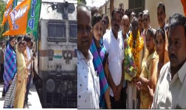 BIG NEWS : पिपलियामंडी क्षेत्रवासियो के लिए बड़ी खुश ख़बरी,अब इन दो ट्रेनों का स्टॉपेज आज से,रेल सुविधा विस्तार समिति की पहल लाई रंग,लोगो में भारी उत्साह,पढ़े ये खबर