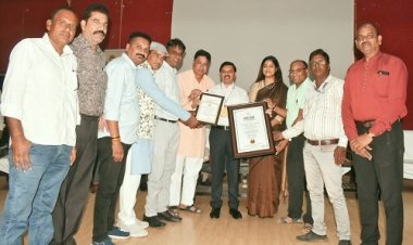 BIG NEWS: रक्तदान महाअभियान, टाउन हॉल में विशेष कार्यक्रम संपन्न, नीमच जिला प्रेस क्लब के साथ इन स्वयंसेवी संस्थाओं को भी किया सम्मानित, पढ़े खबर