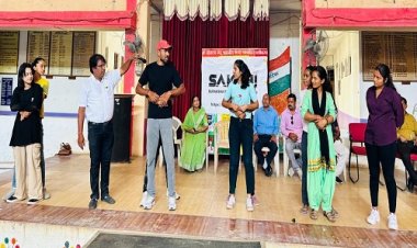 NEWS: साक्षी सुरक्षा वेलफेयर फाउंडेशन के सदस्य पहुंचे जाजू कॉलेज, छात्राओं को दिया प्रशिक्षण, सिखाएं आत्मरक्षा के गुर, पढ़े खबर