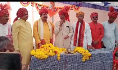 MP ELECTION 2023: नीमच विधानसभा चुनाव, भाजपा में रुठो को मनाने का दौर, आखिर बापू का चल ही गया जादू, साथ आए ये बड़े नेता, पढ़े ये खबर