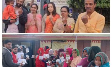 MP ELECTION 2023 : प्रदेशभर में मतदान को लेकर गजब का उत्साह,नीमच में भी सुबह से लगी कतारे,मंत्री सखलेचा सपरिवार पहुंचे वोटिंग को,तो ये भी नहीं रहे पीछे,पढ़े ये खबर