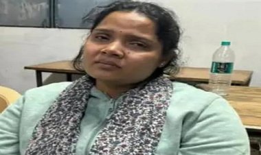 BIG NEWS: इस काम के लिए रुपयों की मांग, तो किसान पहुंचा लोकायुक्त, फिर आलोट क्षेत्र में टीम की कार्यवाही, महिला पटवारी को रिश्वत लेते रंगे हाथों पकड़ा, पढ़े खबर