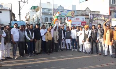NEWS: जीतू पटवारी कांग्रेस प्रदेश अध्यक्ष नियुक्त, कार्यकर्ताओं में खुशी का माहौल, पिपलियामंडी में मनाया जश्न, विधानसभा चुनाव हारने के बाद भी क्यों बड़ा कद, पढ़े नरेंद्र राठोर की ये खबर